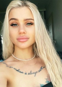 Фото проститутки Kristina №2 в городе Воткинск